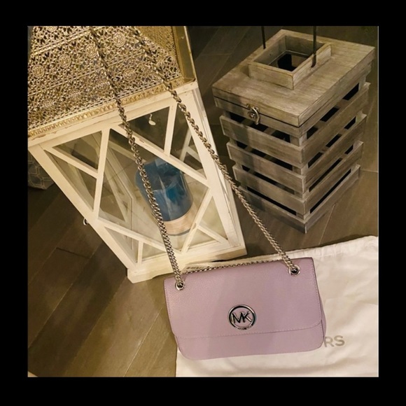 LAST Chance* MICHAEL Michael Kors - Fulton Flap Bag - Picture 2 of 7